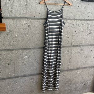 🤍 Jo&Co Gray & cream striped dress